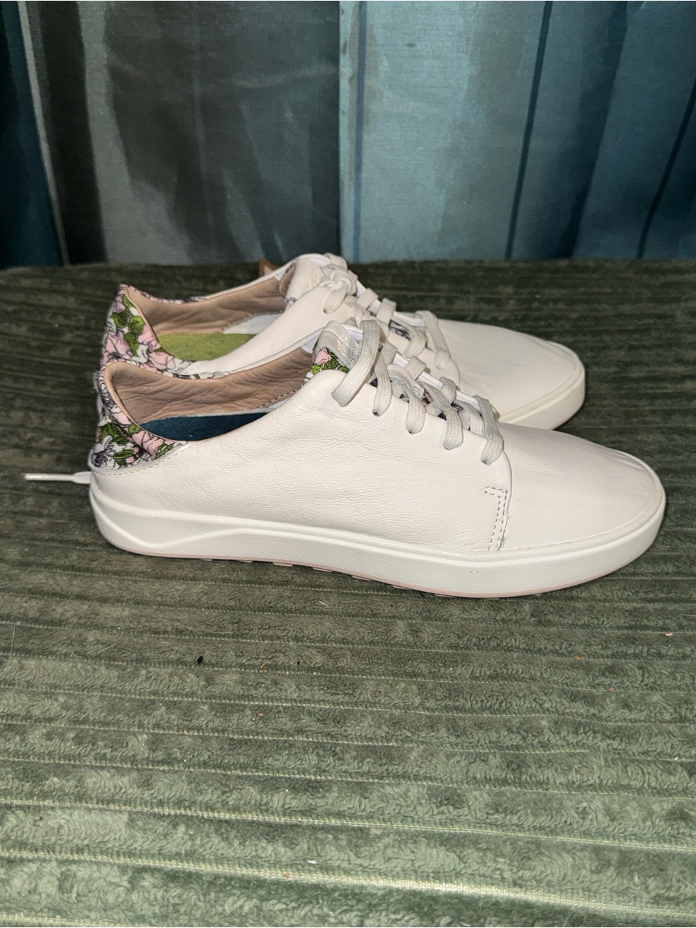 OluKai White Leather Golf Sneakers with Pink Floral Heel